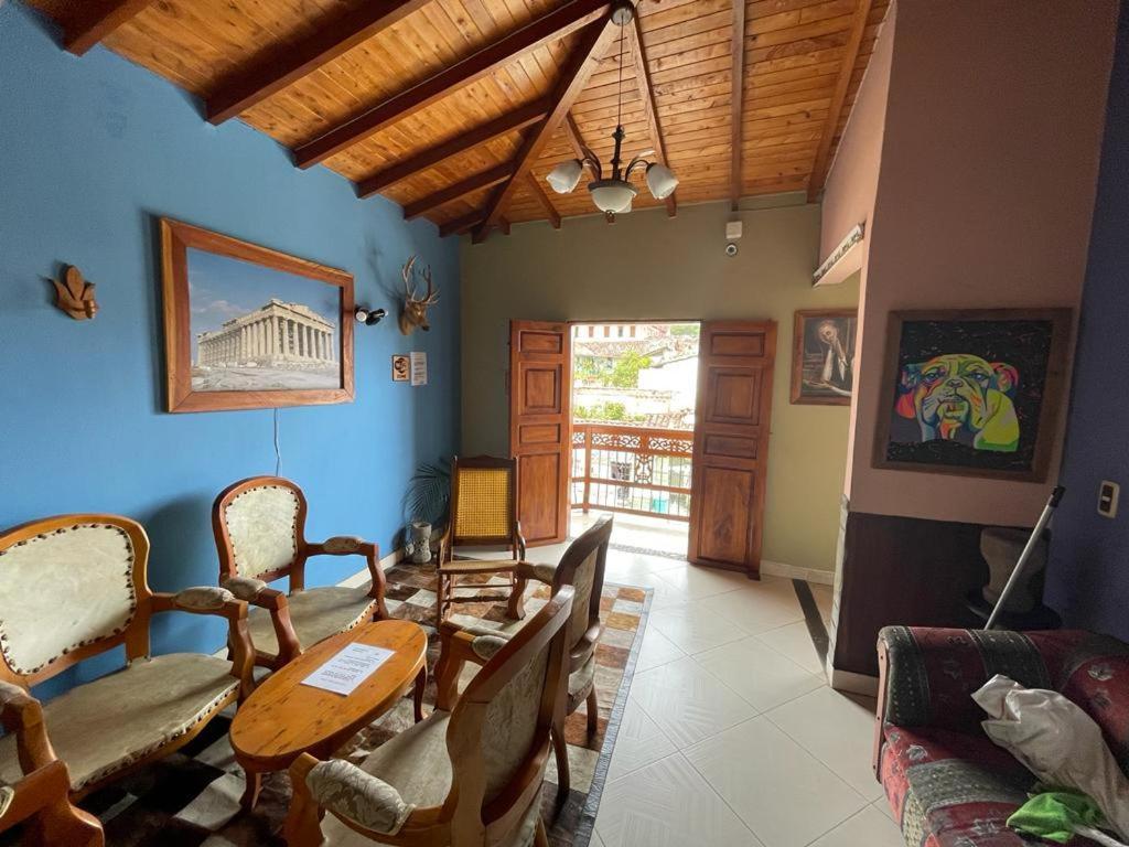 Atenas 2* Jericoc (Antioquia)